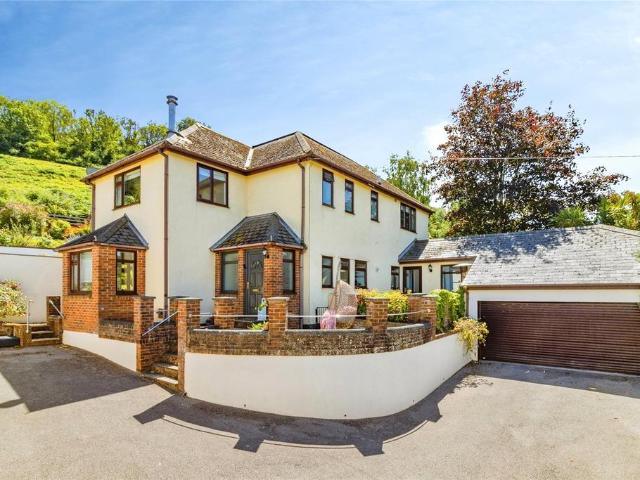 House for sale in Copythorne, Brixham