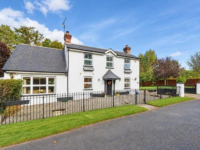 House for sale in Cadnam, New Forest