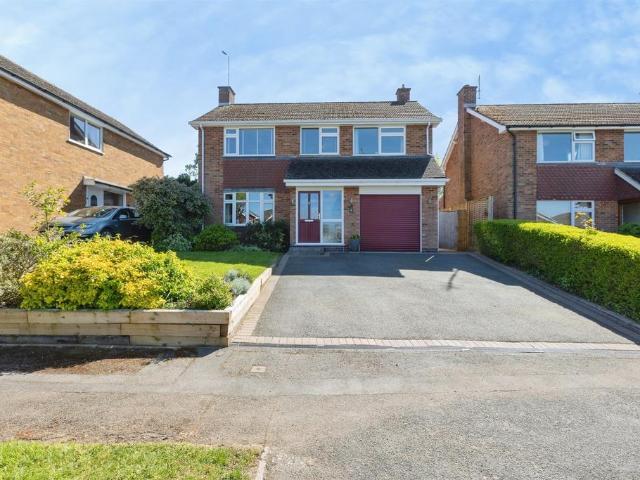 House for sale in Stanford On Avon, Leicestershire