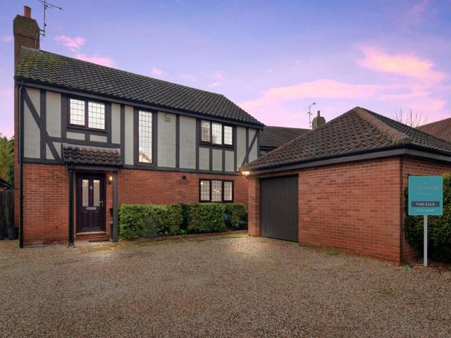 House for sale in North Shoebury, Alton Barnes
