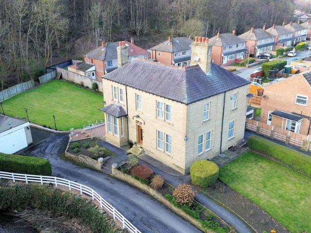 House for sale in Lascelles Hall, West Yorkshire
