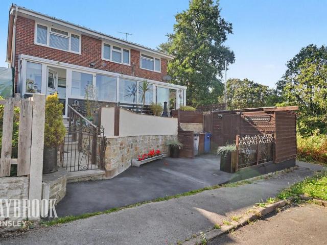 House for sale in Hoyland, South Yorkshire
