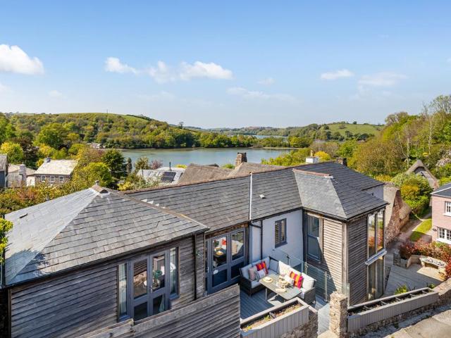 House for sale in Strode, Devon