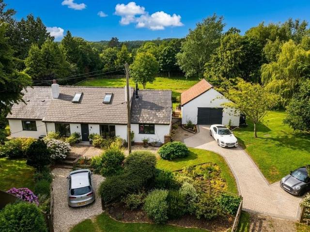 House for sale in Bromsberrow Heath, Gloucestershire