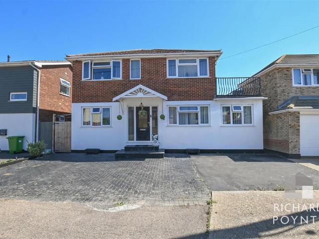 House for sale in Newlands, Essex