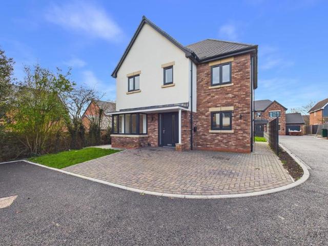 House for sale in Shavington cum Gresty, Shavington