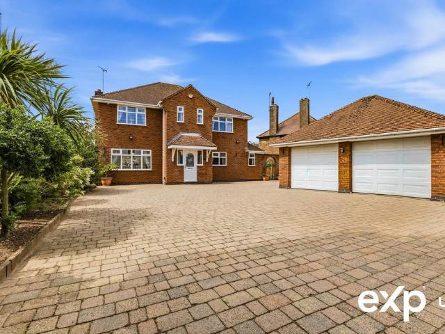House for sale in Gedling, East Midlands