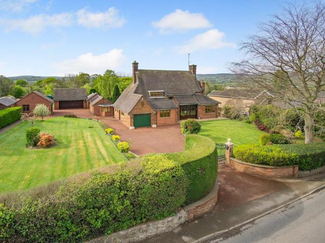 House for sale in Mynydd Isa, Wales