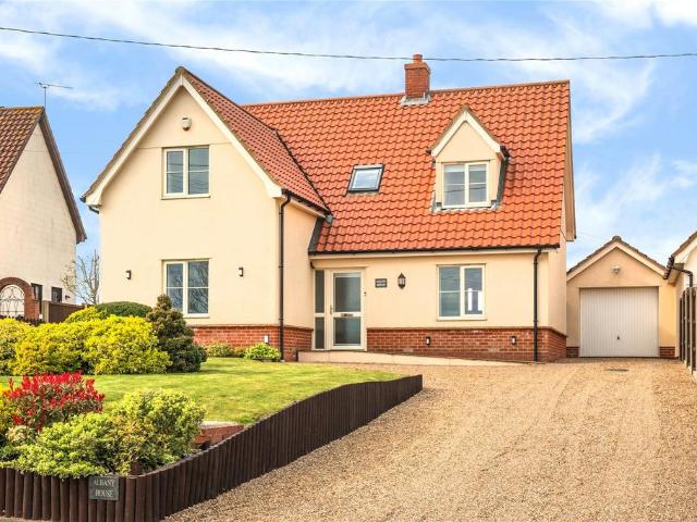 House for sale in Bedingfield, Suffolk