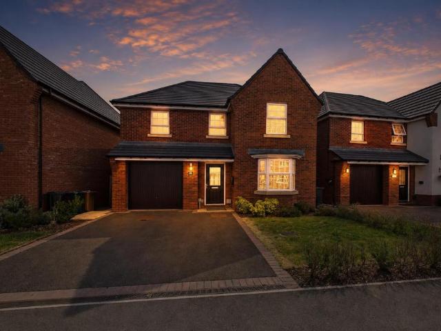 House for sale in Drakelow Park, Egginton
