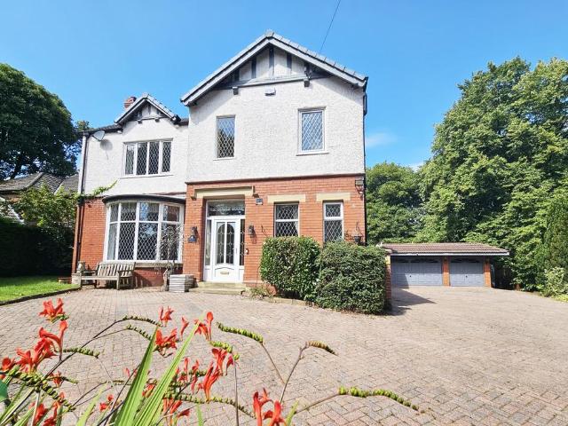 House for sale in Earcroft, Darwen