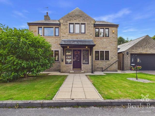 House for sale in Hawksclough, Calderdale