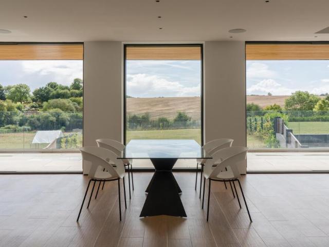 House for sale in Felden, Pouchen End