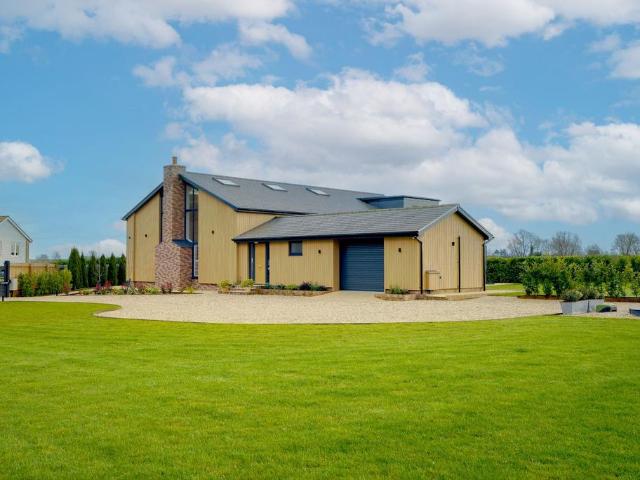 Bungalow for sale in Chedburgh, Suffolk
