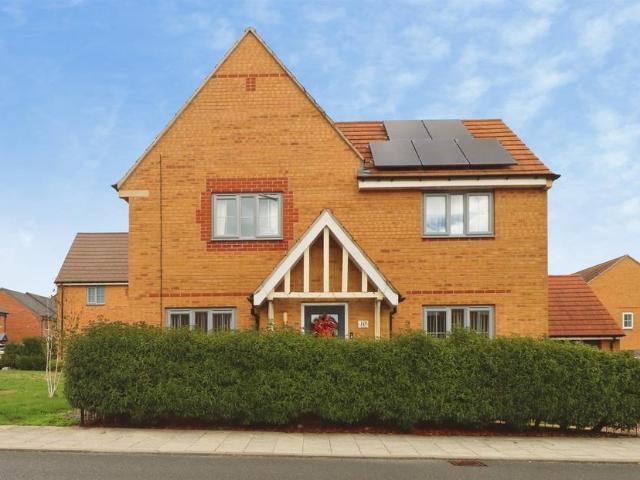 House for sale in Priors Hall Park, Weldon