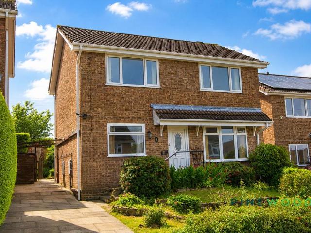 House for sale in Brackenfield, East Midlands