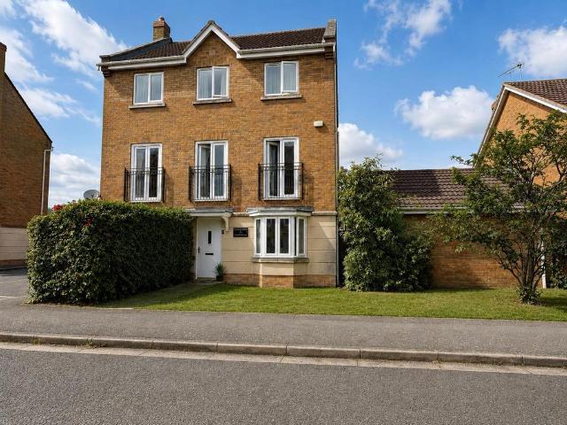 House for sale in Hampton Hargate, Peterborough