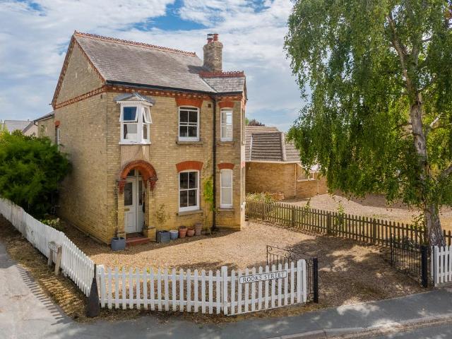 House for sale in Arrington, Cambridgeshire