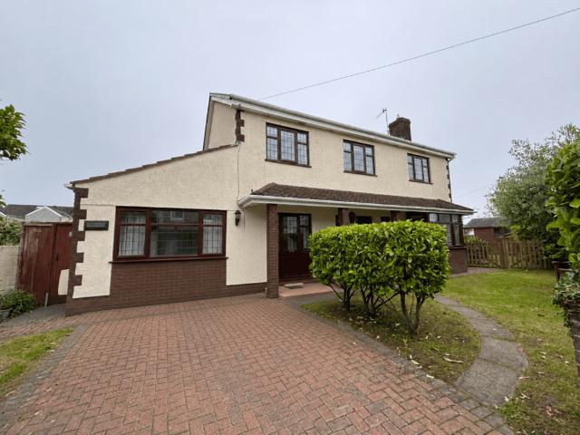 House for sale in Pembrey and Burry Port Town, Burry Port