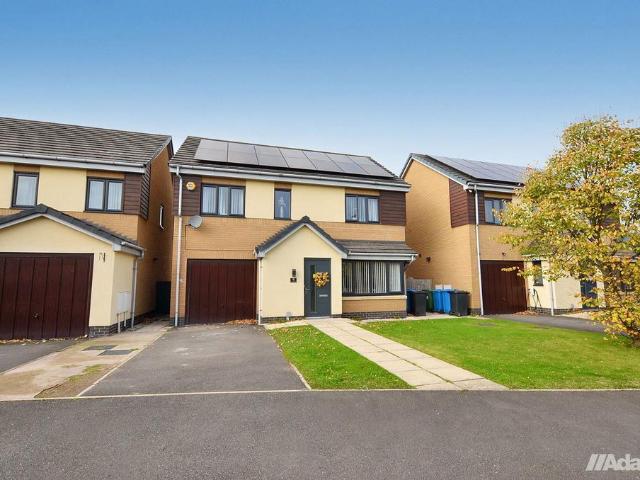House for sale in The Brow, Halton