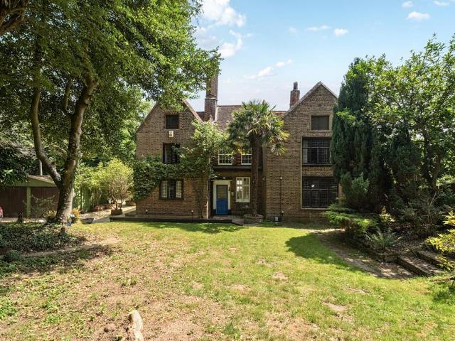House for sale in St Paul's Cray, Greater London