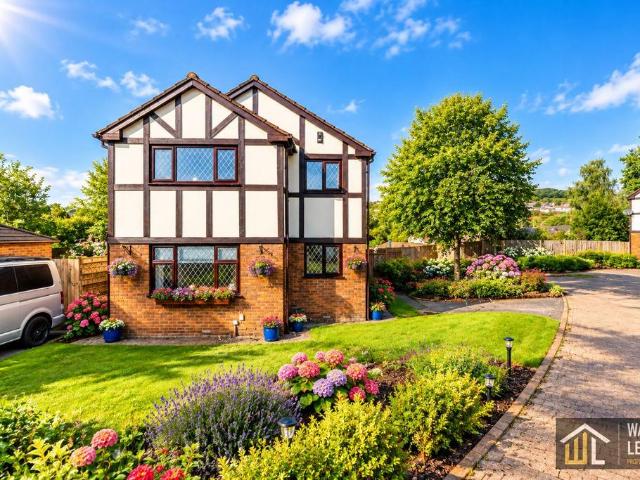 House for sale in Bedlinog, Trelewis