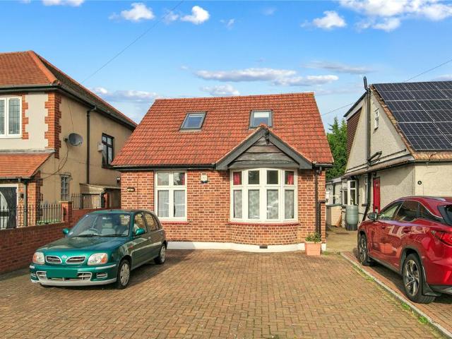 House for sale in London Borough of Hounslow, Cat Hill