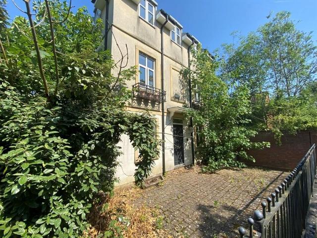 House for sale in Redhouse, Abbey Mead