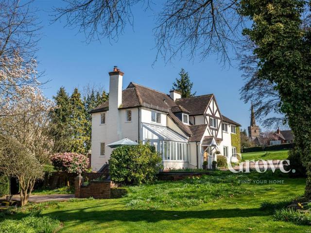 House for sale in Bromsgrove, Worcestershire