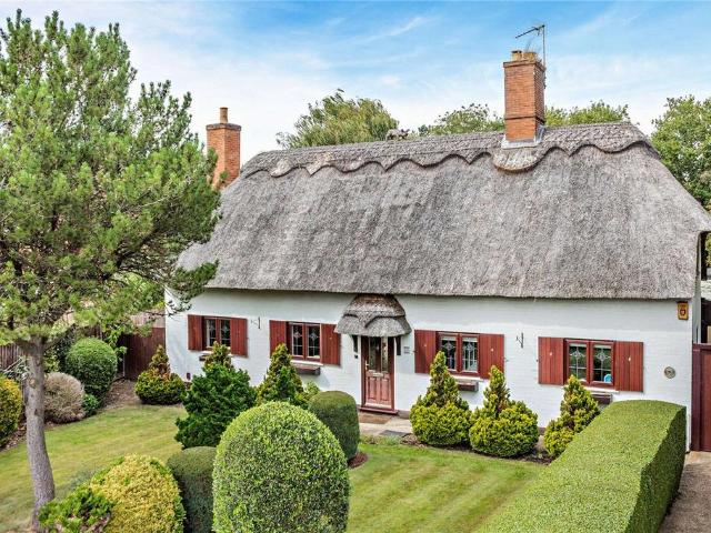 House for sale in Ortongate Centre, Peterborough