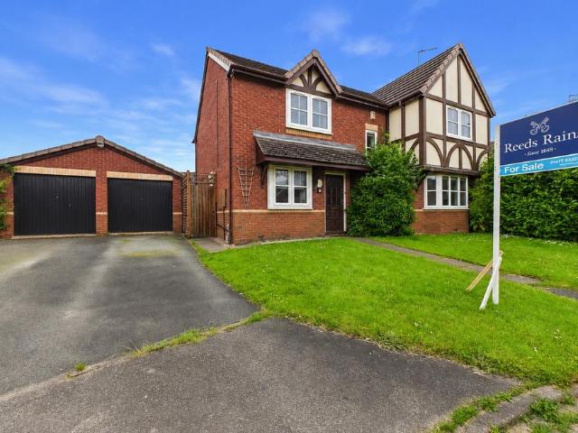House for sale in Holmes Chapel