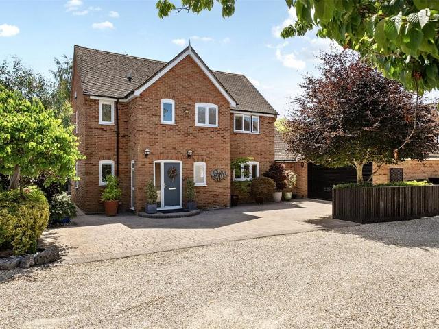 House for sale in Chieveley, West Berkshire