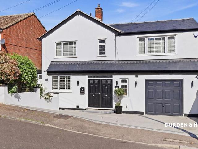 House for sale in Debden Green, Epping