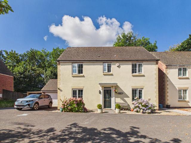 House for sale in Carmarthen, Wales