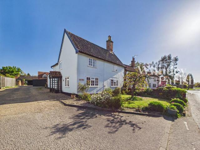 House for sale in Bedingfield, Suffolk