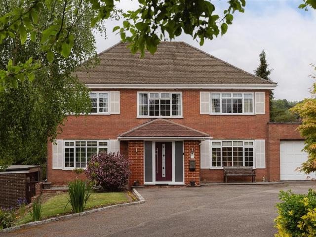 House for sale in Red Hill, Surrey
