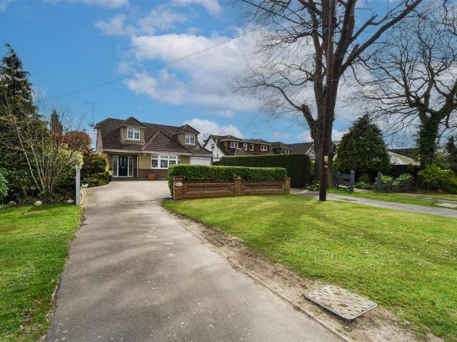 House for sale in Blackmore, Hook End and Wyatts Green, Navestock Side