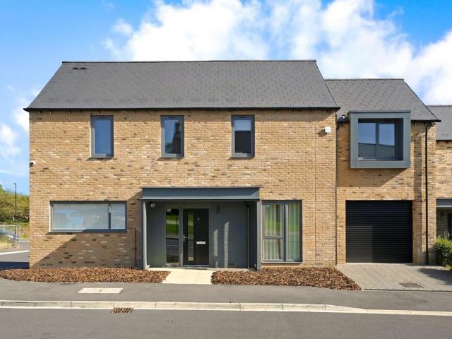House for sale in Killinghall, York and North Yorkshire