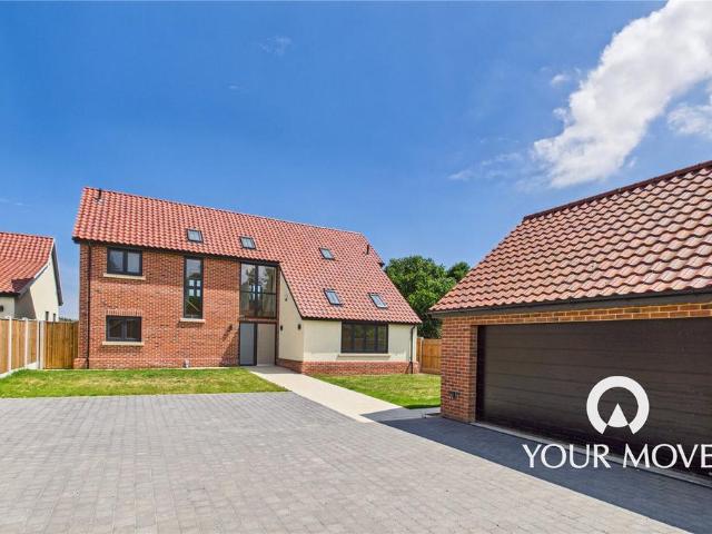 House for sale in Stokesby, Norfolk