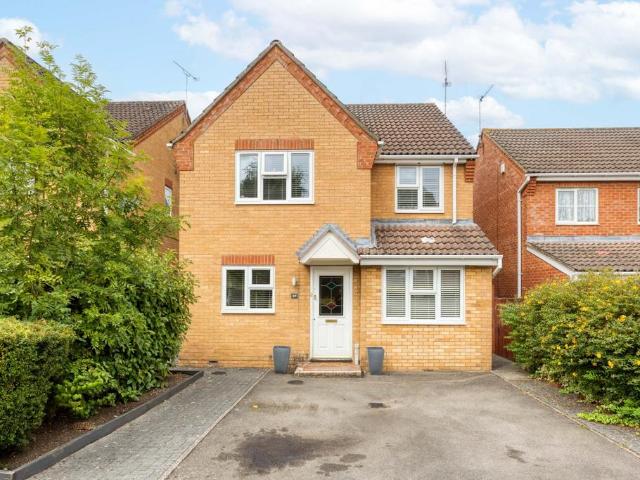 House for sale in Poplars, Shephall