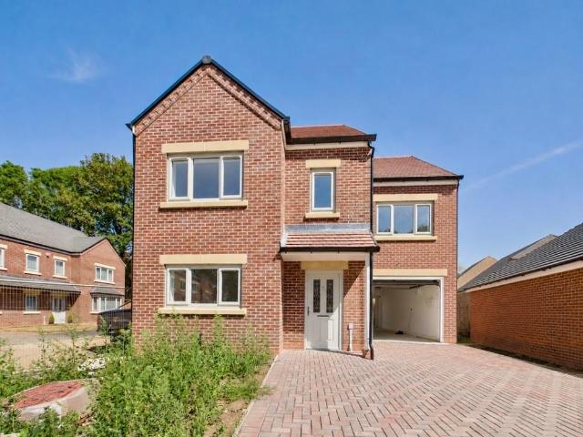 House for sale in Syston, Elmfield