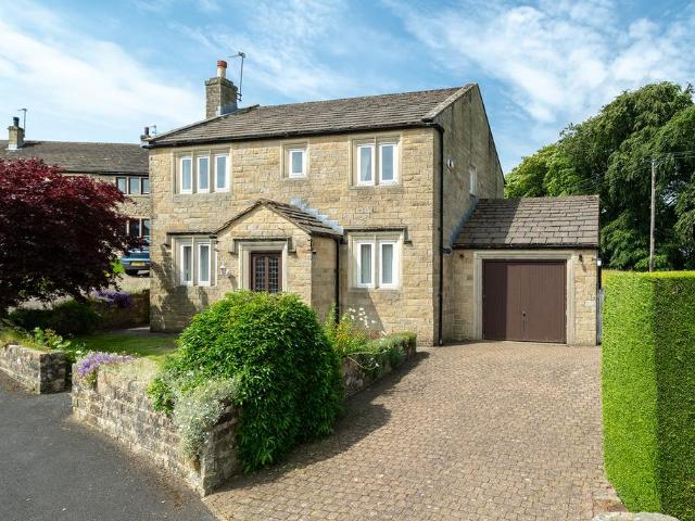 House for sale in Settle, North Yorkshire