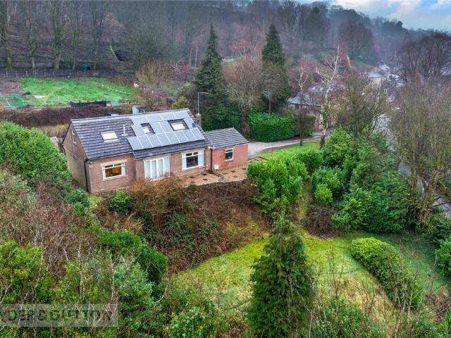 House for sale in Wellhouse, Golcar