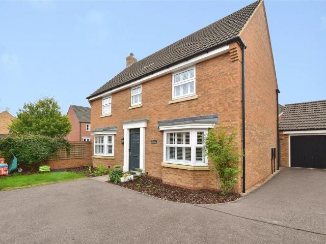 House for sale in Calvert Green