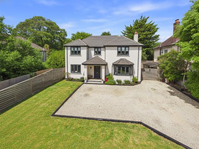 House for sale in Worlebury, Weston-super-mare
