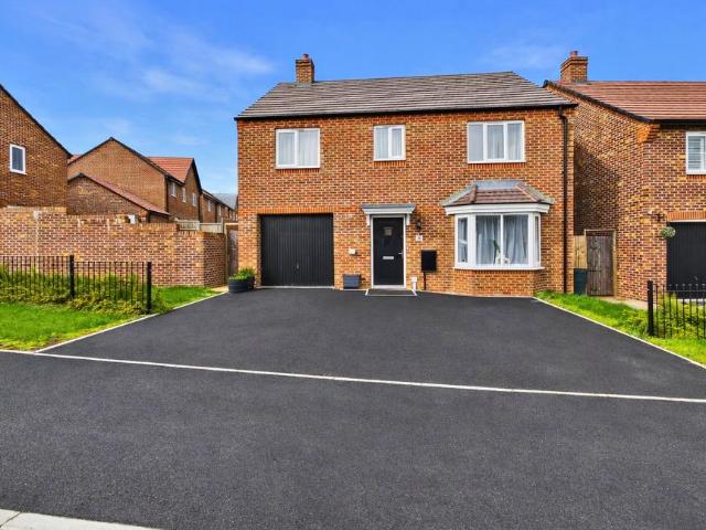 House for sale in Crown East, Malvern Hills