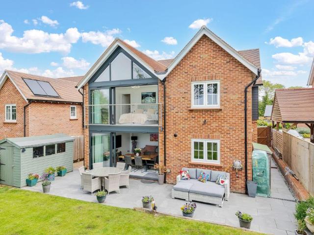 House for sale in King's Walden, Hertfordshire