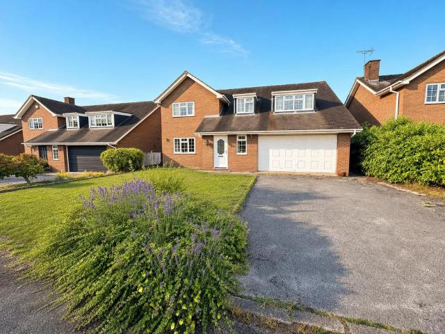 House for sale in Holmes Chapel