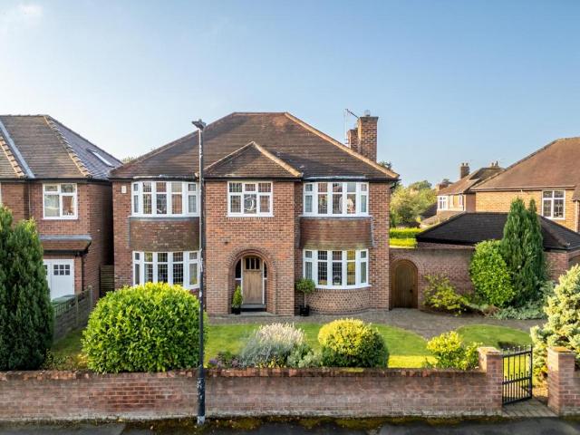House for sale in High Field, York