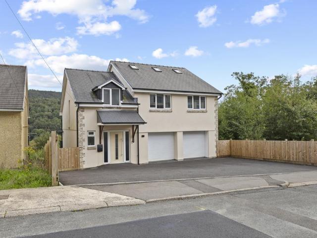 House for sale in Ystalyfera, Pontardawe